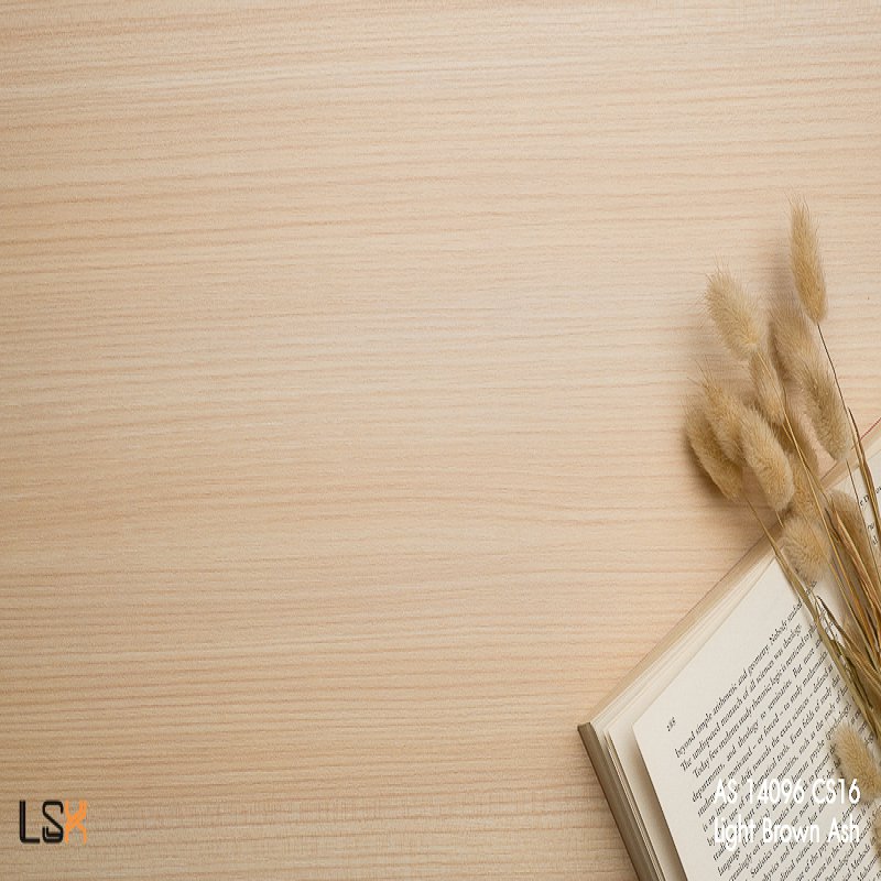 แผ่นลามิเนต สี Light Brown Ash ผิวไม้