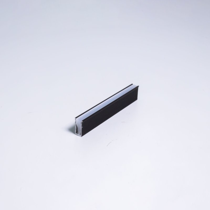 YS-รางไฟ UMA-BLACK3000