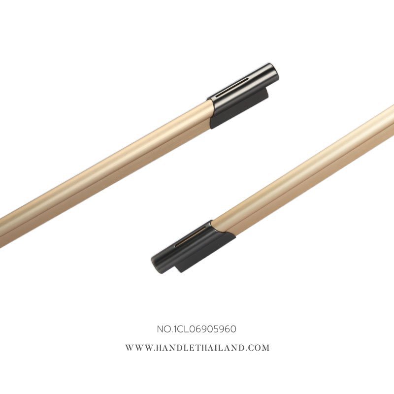 มือจับอลูมิเนียม ซิงค์อัลลอยด์ สีทอง-ดำ 960 mm.