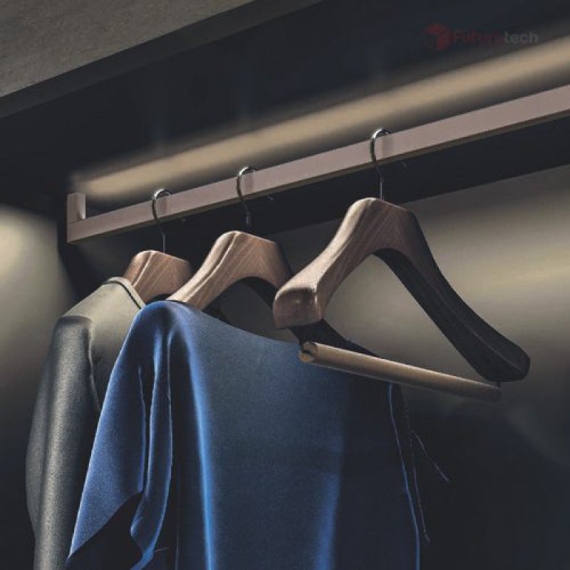 ราวแขวนเสื้อผ้า มีไฟส่องสว่าง สีมอคค่า